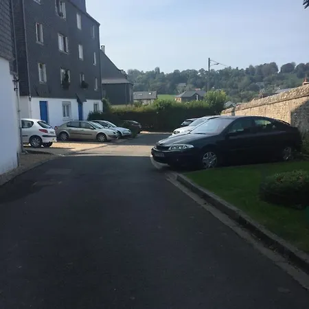 ベッド・アンド・ブレックファスト L'honfleuraise 3*